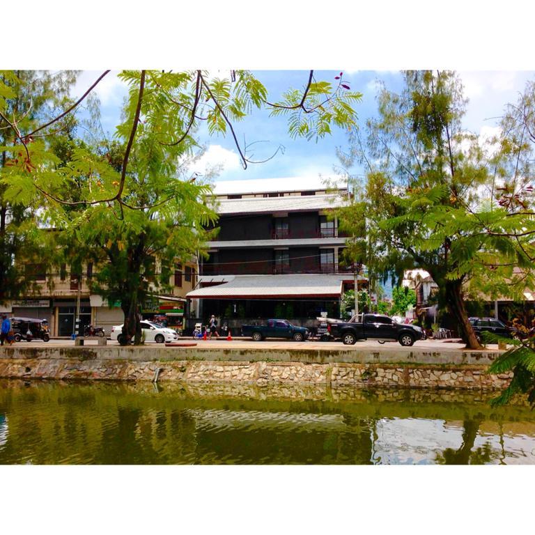 Hotel The An-Teak Chiang Mai Exterior foto